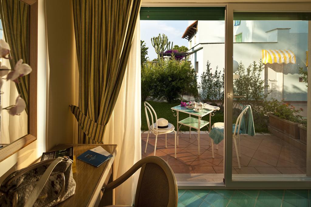 Hotel Continental Mare Ischia Ngoại thất bức ảnh